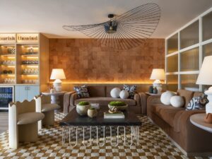 public space and lobby in Hotel Avante with checked floor and curved furniture